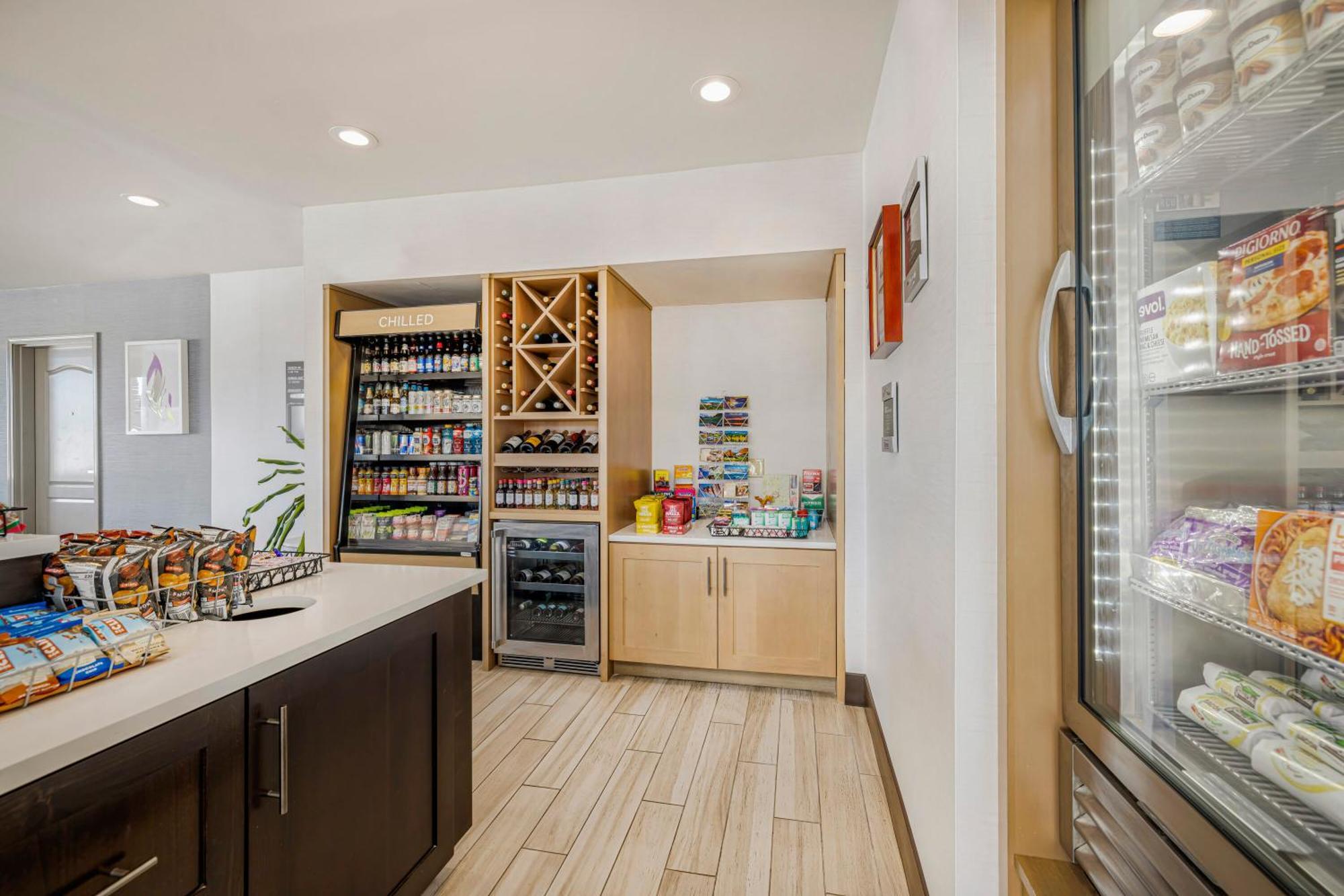Hilton Garden Inn Colorado Springs Airport Екстериор снимка