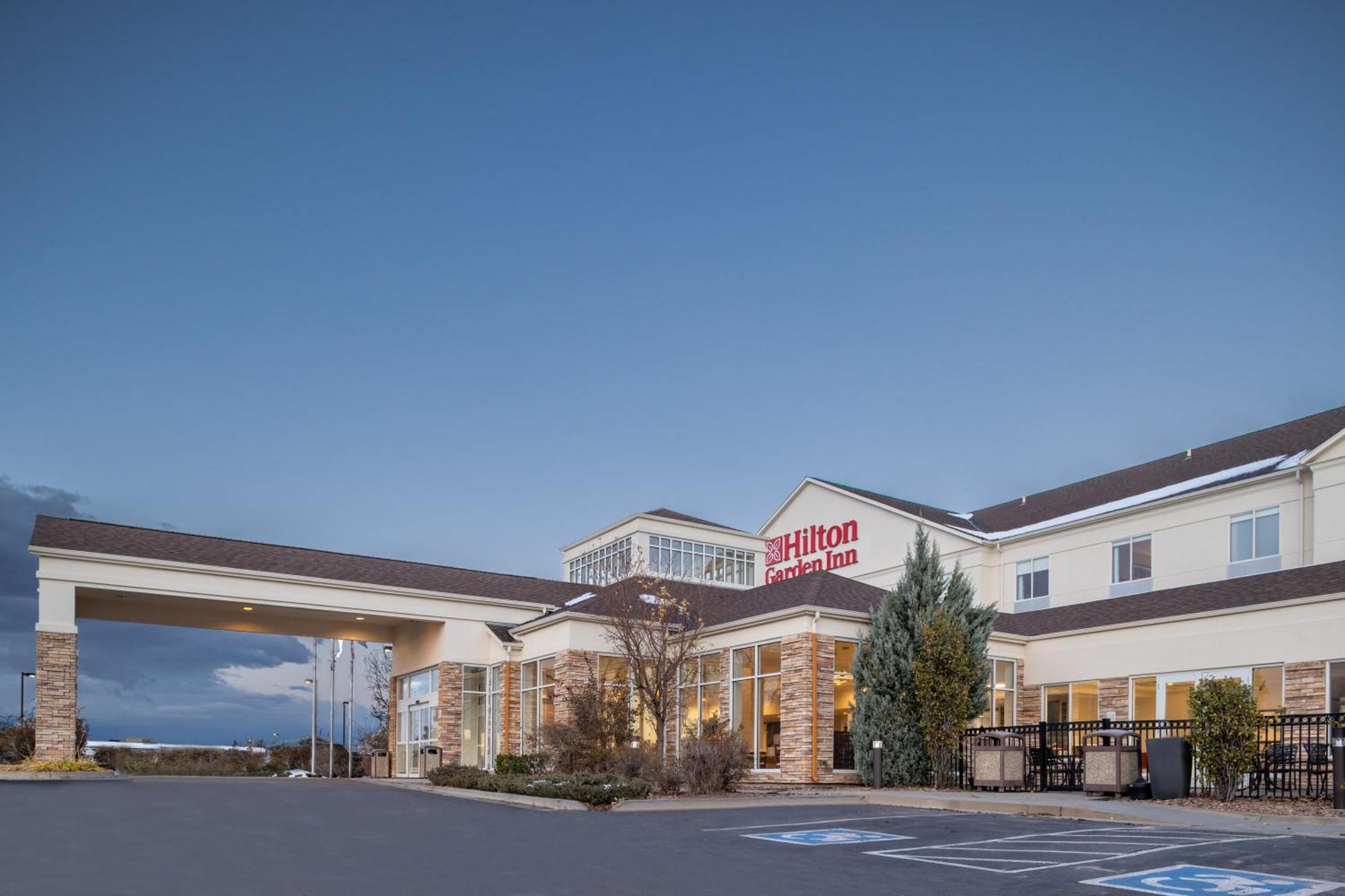 Hilton Garden Inn Colorado Springs Airport Екстериор снимка