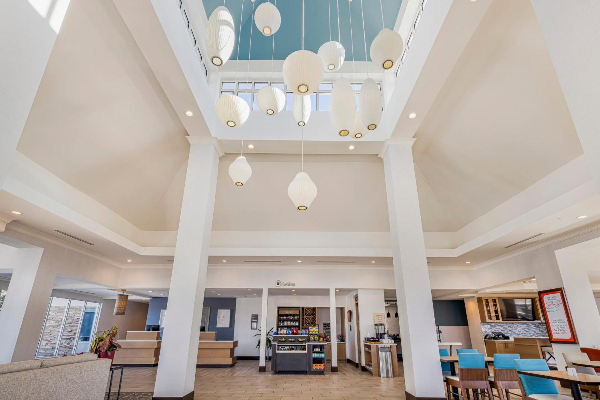 Hilton Garden Inn Colorado Springs Airport Екстериор снимка