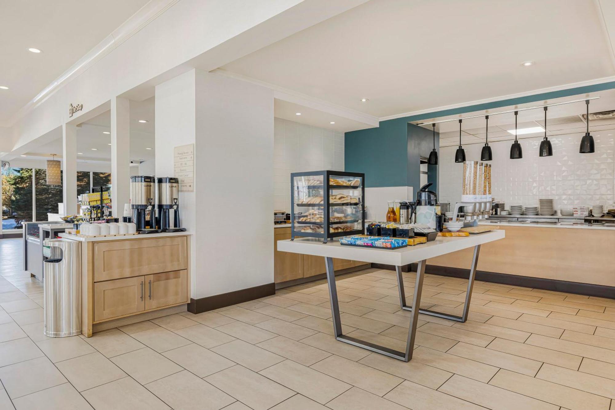 Hilton Garden Inn Colorado Springs Airport Екстериор снимка