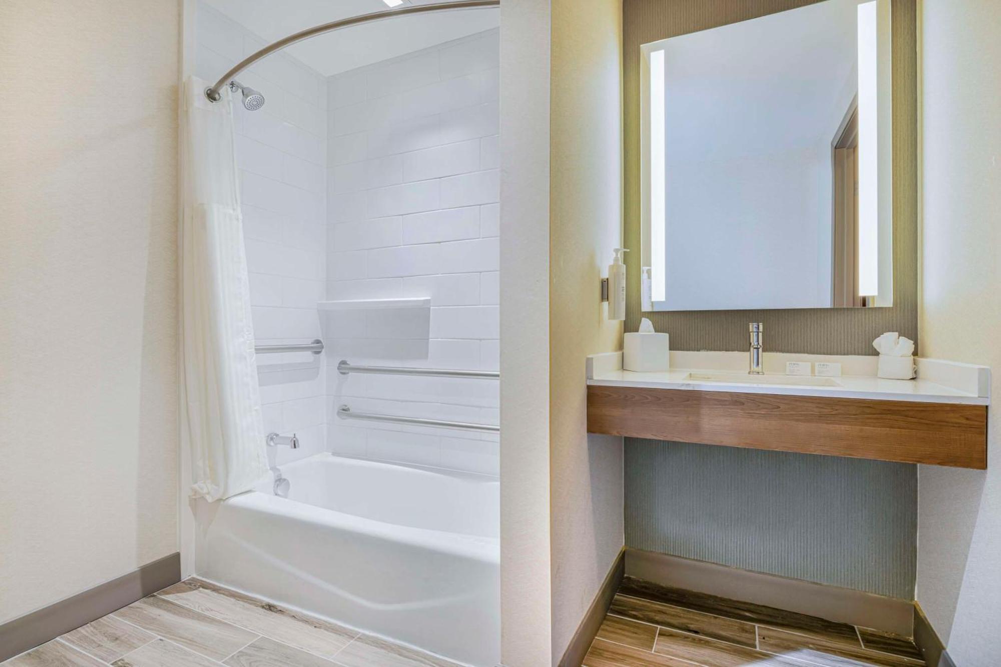Hilton Garden Inn Colorado Springs Airport Екстериор снимка